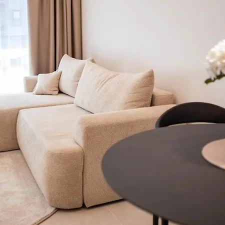 Apartman Stylish Next To The Center