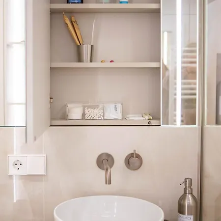 Stylish Next To The Center