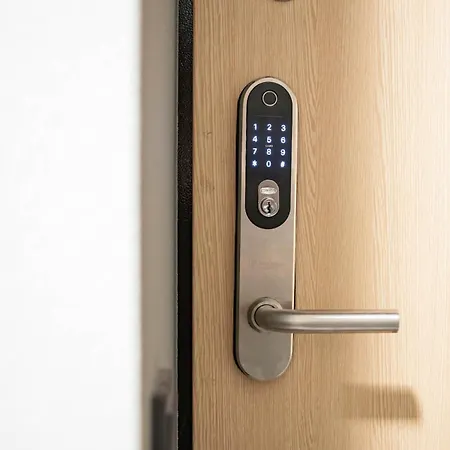 Stylish Next To The Center