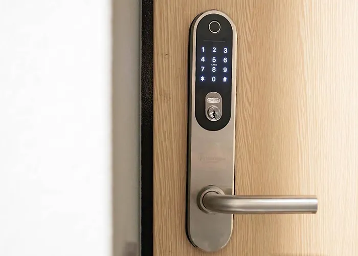 Stylish Next To The Center