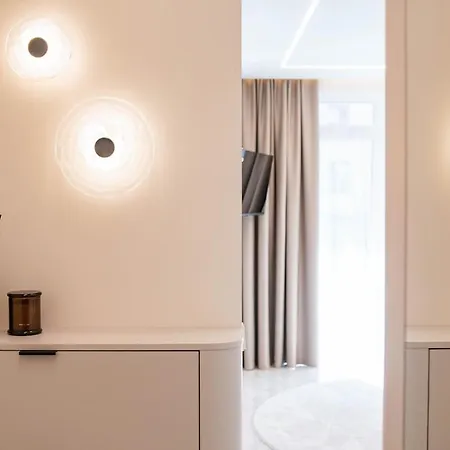 Stylish Next To The Center